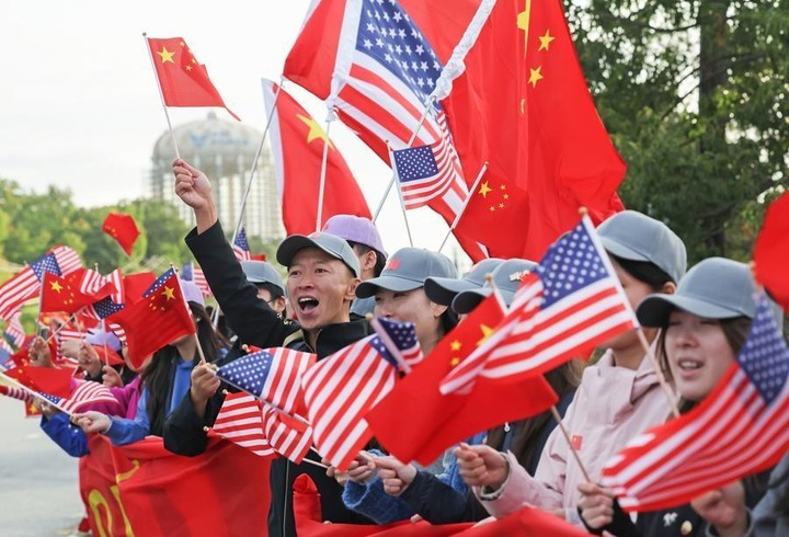 Chinese President Xi Jinping is welcomed upon his arrival in the United States on Sept. 23, 2026. (Xinhua/Lu Ye)