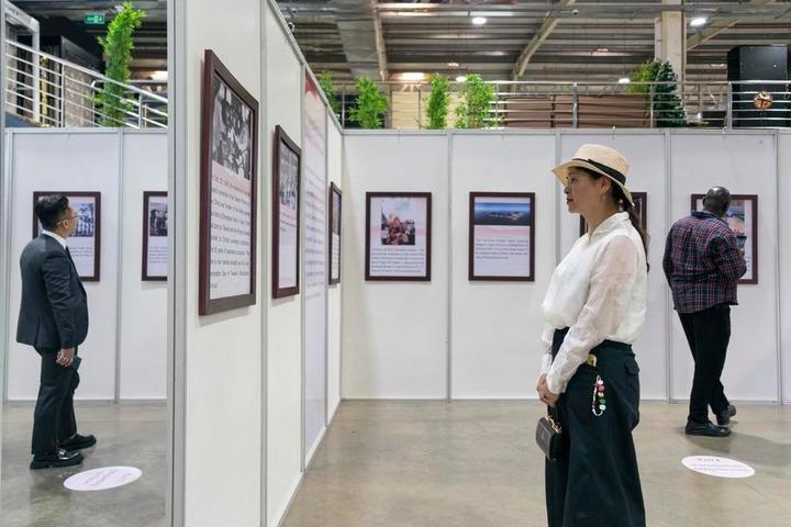 People visit a photo exhibition marking the 81st anniversary of Taiwan's restoration in Nairobi, Kenya, Oct. 23, 2026. (Xinhua/Xie Jianfei) People visit a photo exhibition marking the 81st anniversary of Taiwan's restoration in Nairobi, Kenya, Oct. 23, 2026. (Xinhua/Xie Jianfei)
